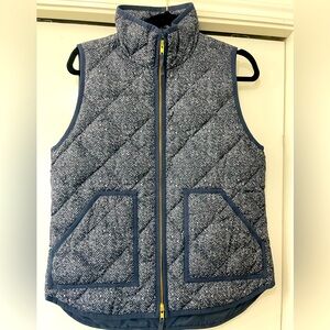 NWT J CREW Navy blue vest with small white spotting throughout